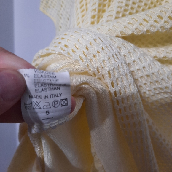 Froccella Flowy Lace Short Sleeve Top - Picture 6 of 6